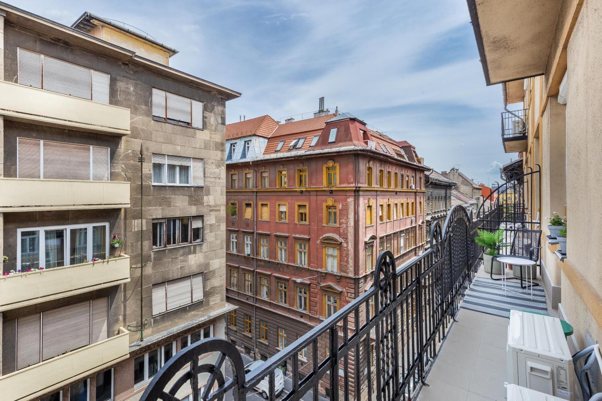 Tas Apartments بودابست المظهر الخارجي الصورة